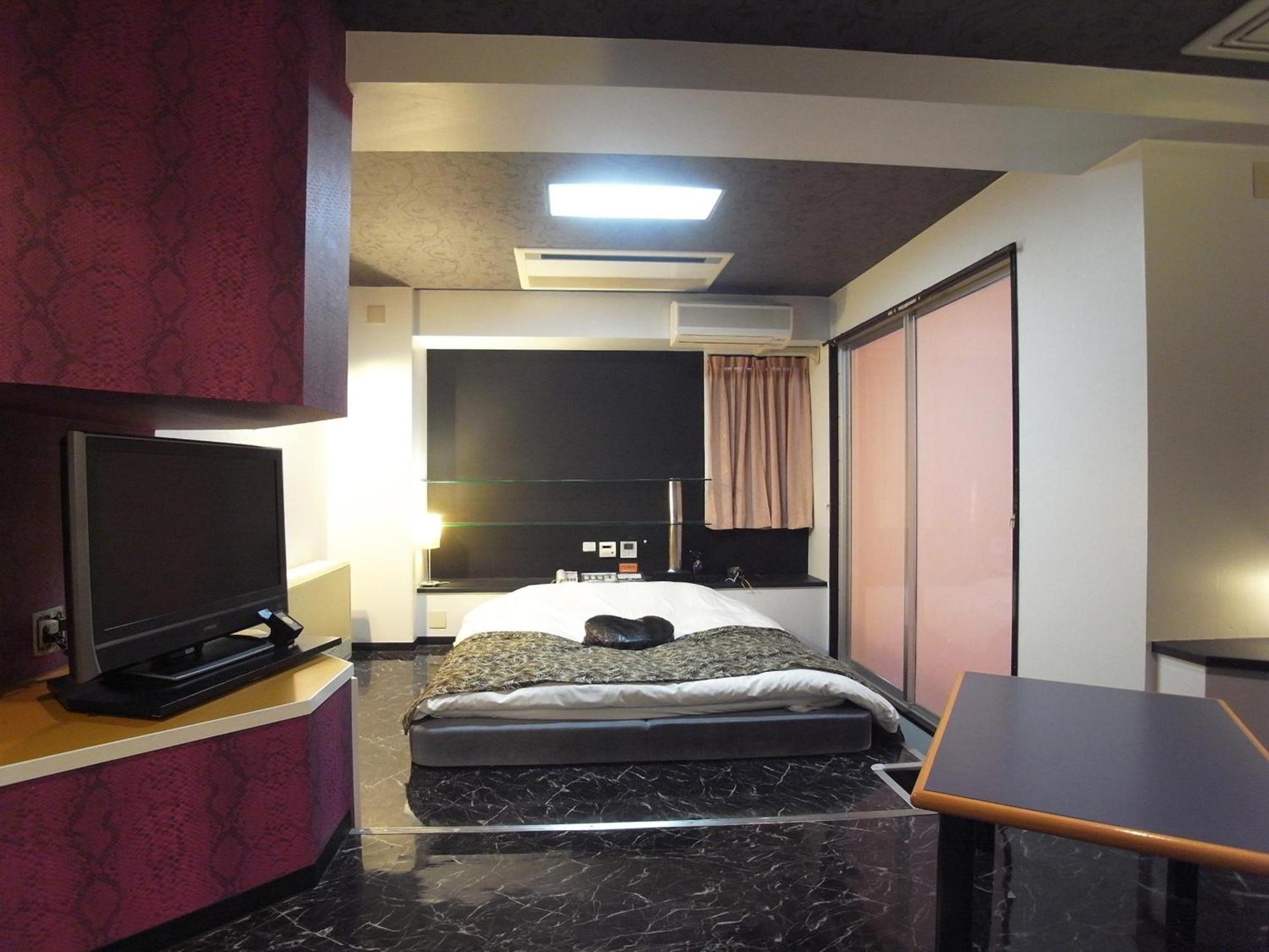 ホテル Tiger & Dragon 男塾ホテルグループ (Adults Only) Gifu Exteriör bild
