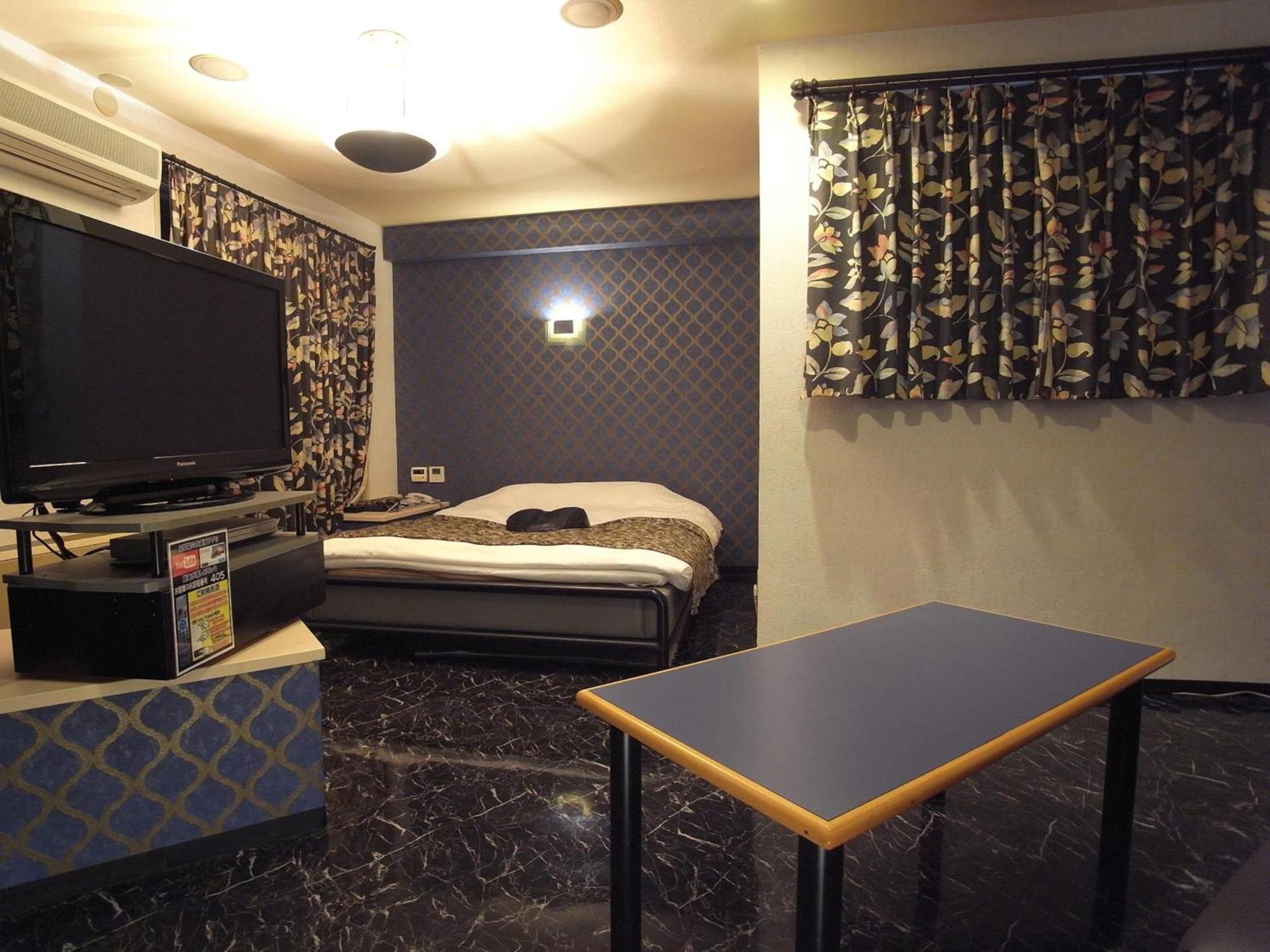 ホテル Tiger & Dragon 男塾ホテルグループ (Adults Only) Gifu Exteriör bild