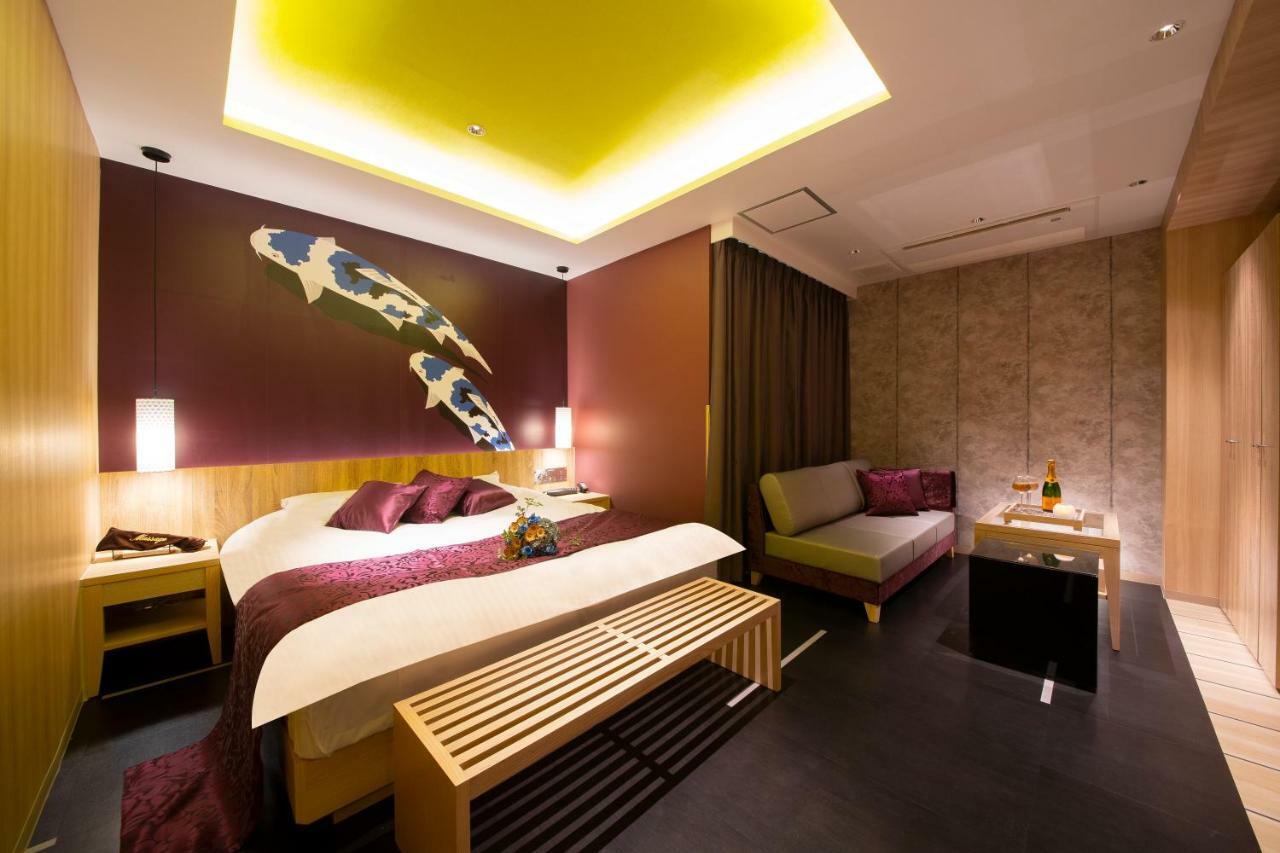 ホテル Tiger & Dragon 男塾ホテルグループ (Adults Only) Gifu Exteriör bild